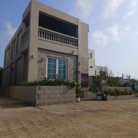 Penghu Lucai B&B 旅采民宿 馬公市 エクステリア 写真